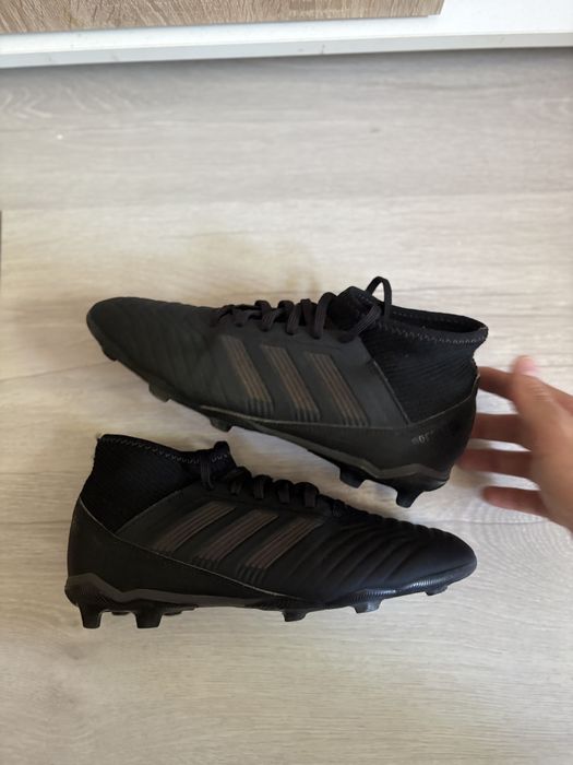 Adidas Predator Бутонки Football Shoes