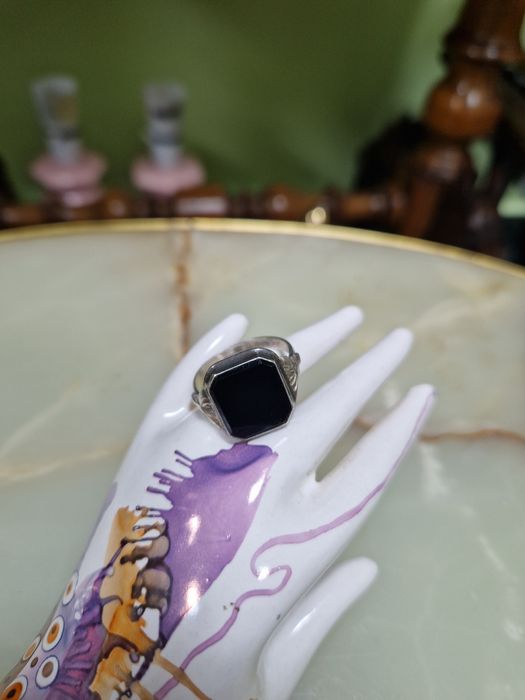 Стар Уникален антикварен сребърен пръстен с черен оникс