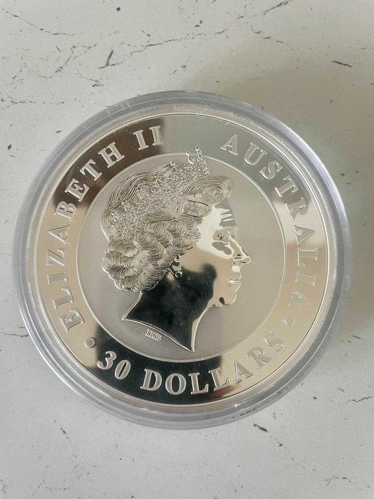 Сребърна монета 1кг чисто сребро