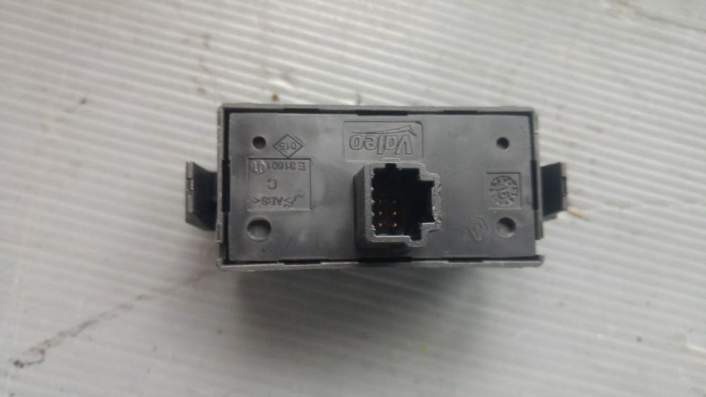 Buton avarii si buton deblocare renault trafic 3 ra