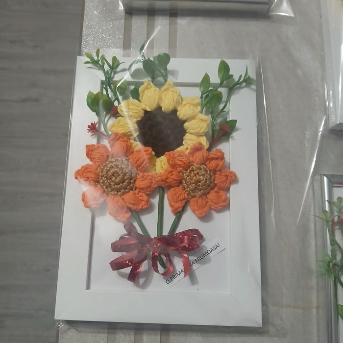 Tablouri cu flori crosetate martisoare