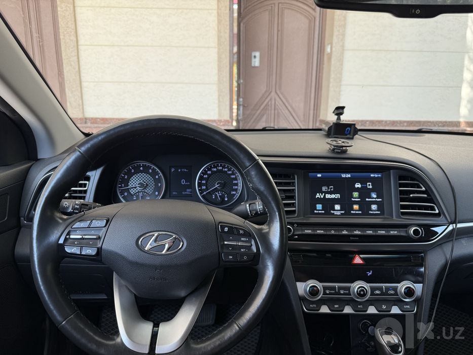Hyundai Elantra 2020 2 litr full