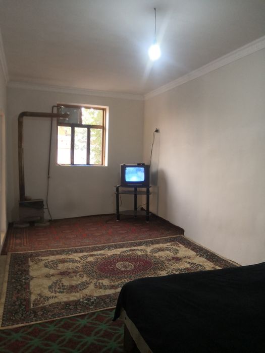 Batoshdan uy sotiladi