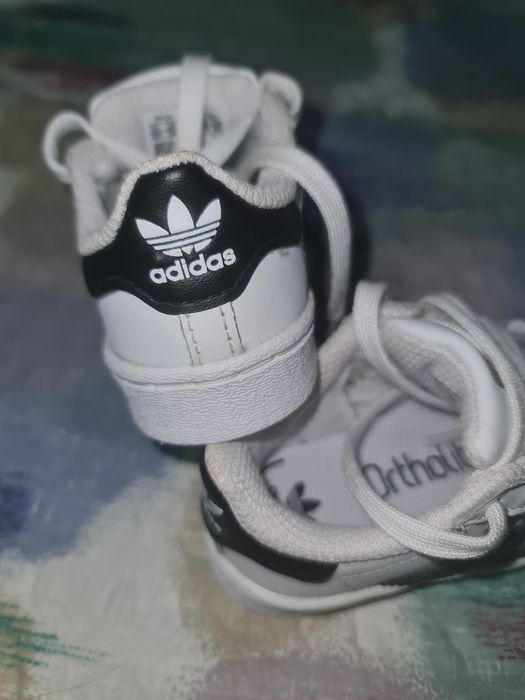 Adidasi + papuci de casa(25)cadou