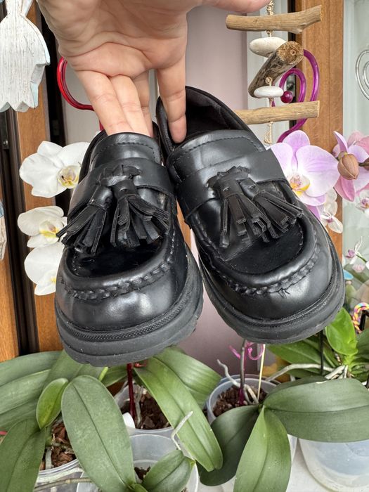 Pantofi negri zara