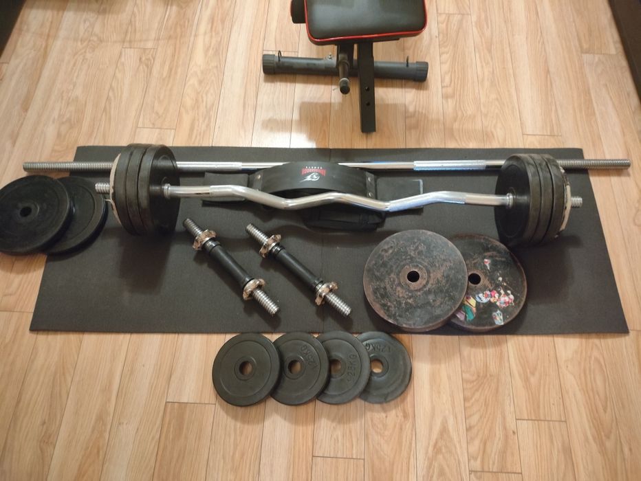 Тренировъчен сет, лежанка, 2 лоста, тежести ф28 + 2 подаръка