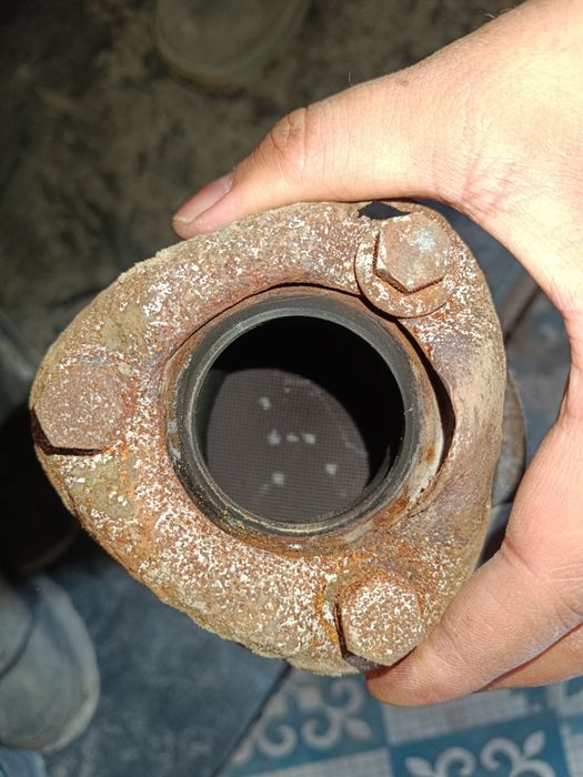 Катализатор срочно продам