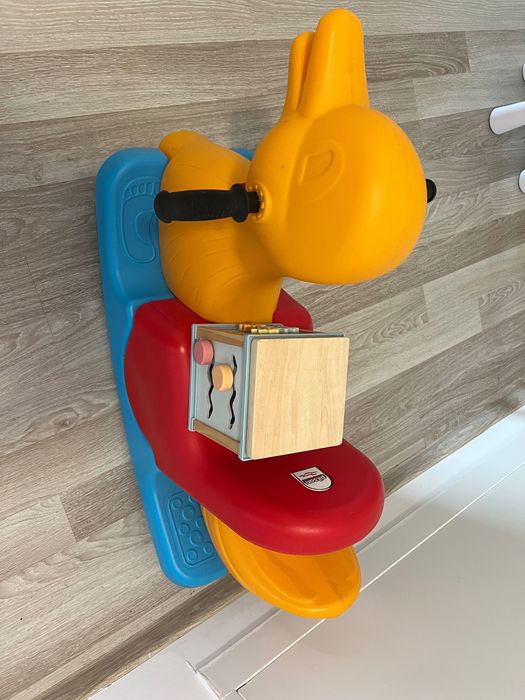 Balansoar copii si  cub activități