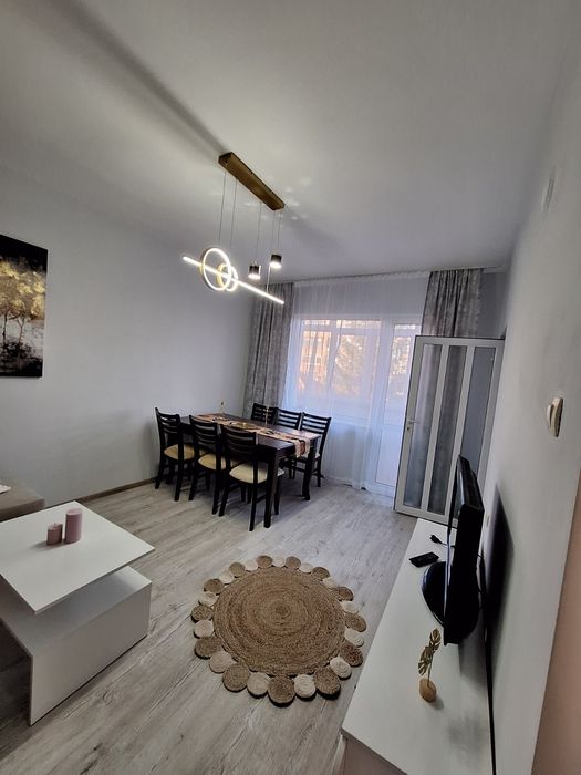 Продава се Тристаен апартамент в Чирпан - 122 кв.м за 681 €/кв.м - Снимка #5