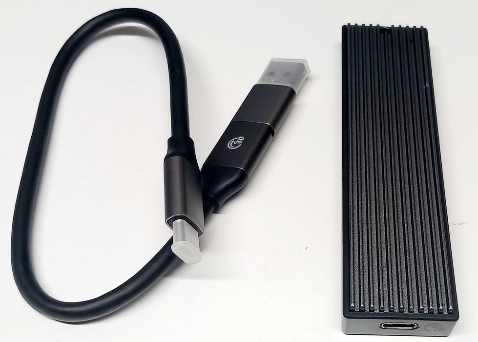 HDD Extern / Stocare externă backup SSD intel NVMe 512Gb USB-C