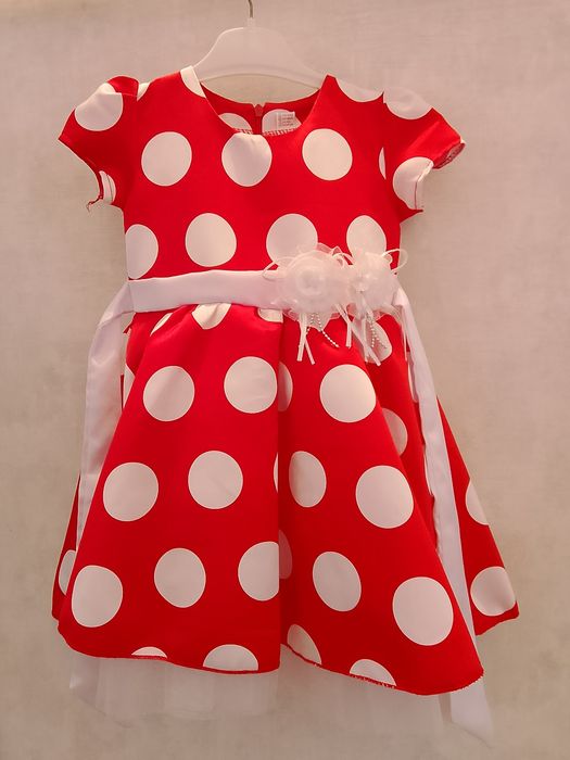 Продам платья для девочек