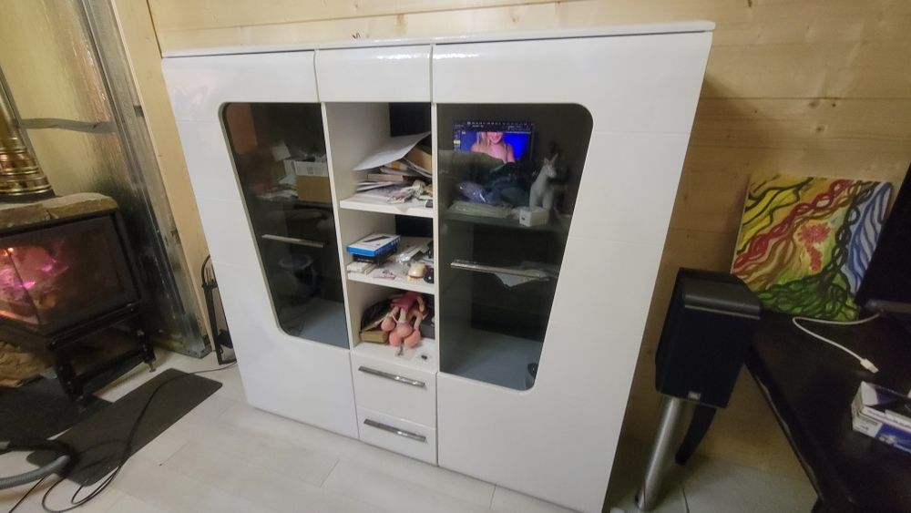 Продавам холна секция