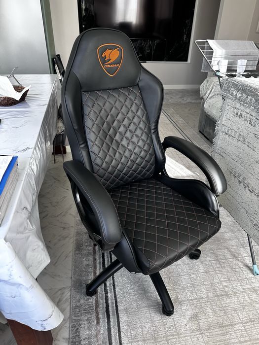 игровое кресло Cougar