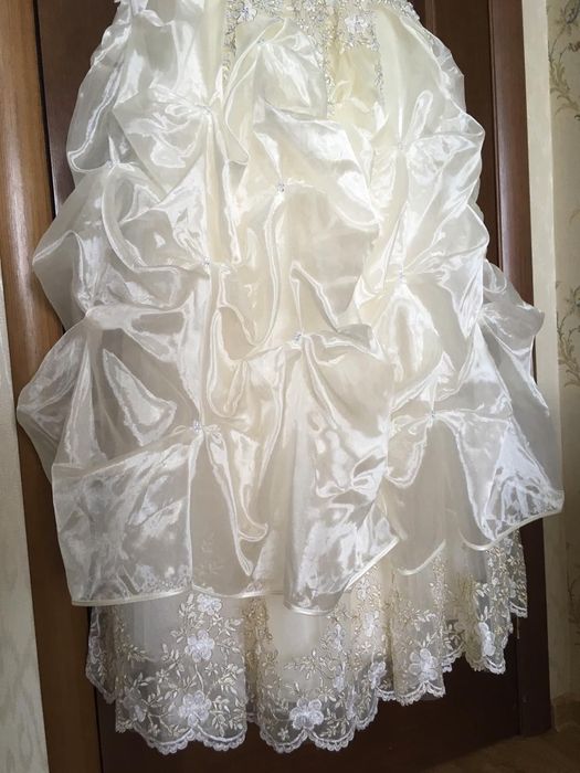 Продам свадебное платье