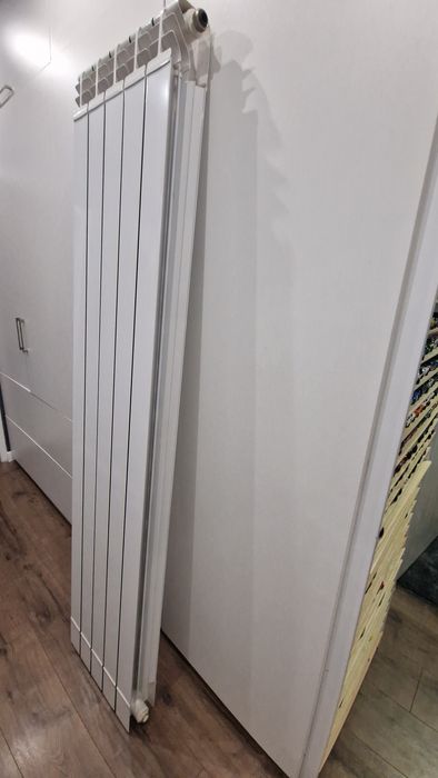 Алуминиев радиатор за парно H1800