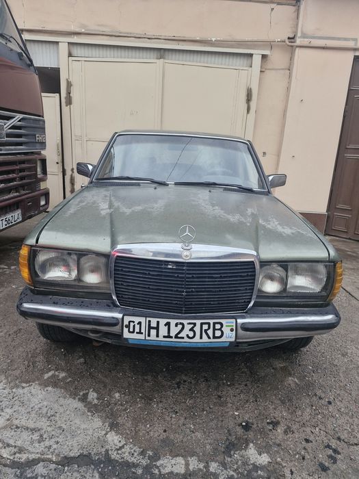 Mercedes benz w123 d240