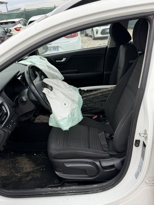 KIA STONIC 2018  за части