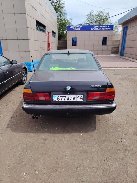 Продам машину BMW