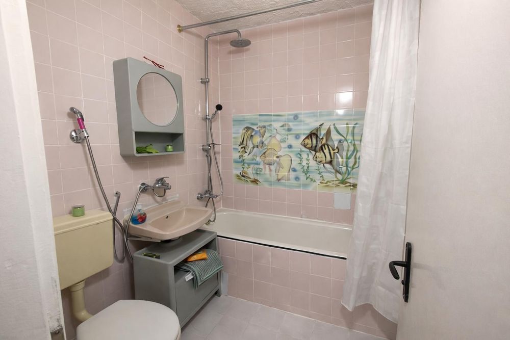 Дава се под наем Двустаен апартамент в София, Банишора - 68 кв.м за 548.25 € - Снимка #7