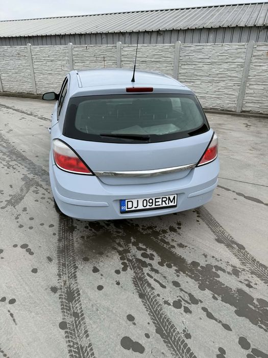 Opel Astra H, 1.7 CDTi, anul 2005