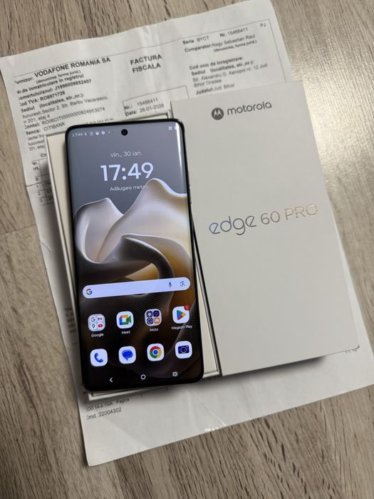 Vand Sau Schimb Motorola Edge 60 PRO Shadow Green 512Gb Dual Sim Nou !