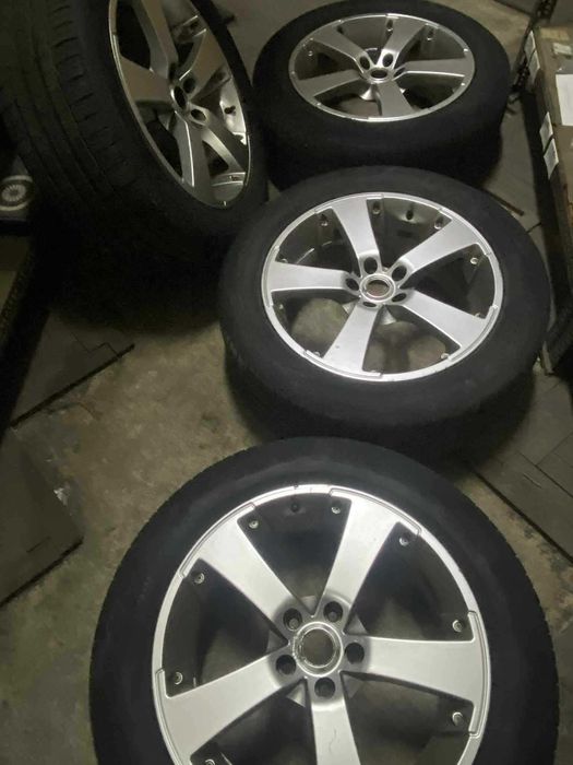 Гуми с джанти 255/50R19