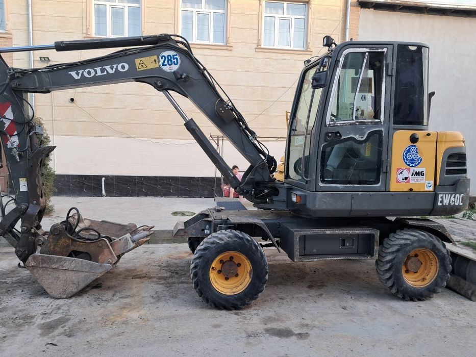 Экскаватор Volvo 60talik