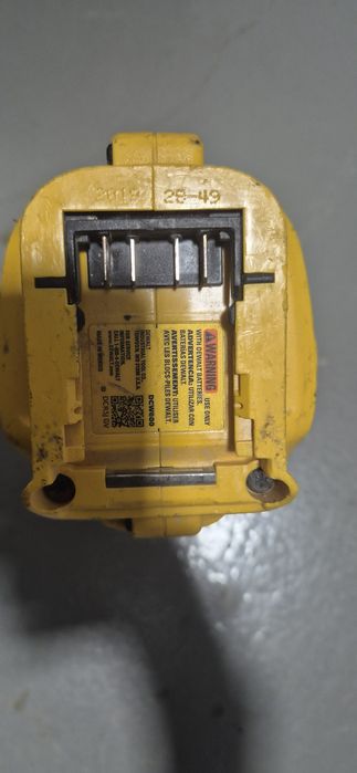 Dewalt DCW600 фрезер