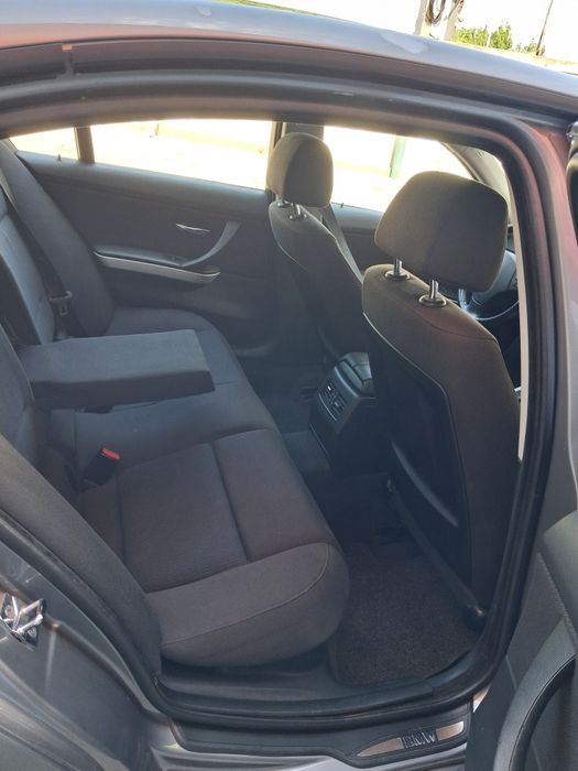 Bmw E90 318I automat