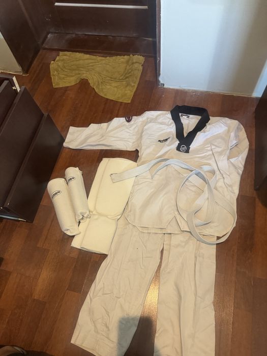 одежда для Тхэквандо, кимано, костюм
