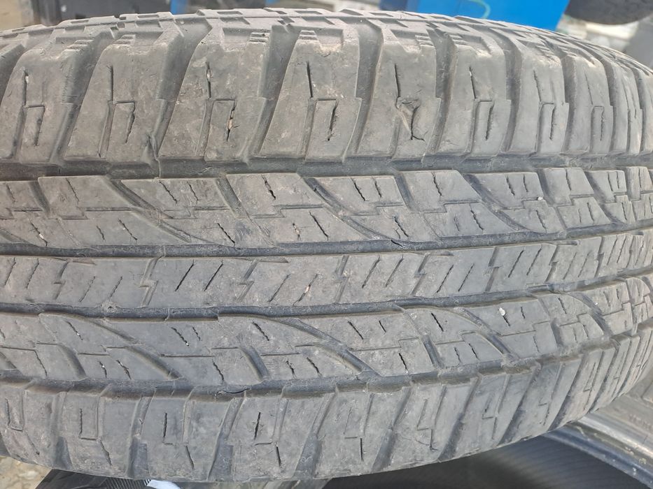 Продаю шины A/T YOKOHAMA