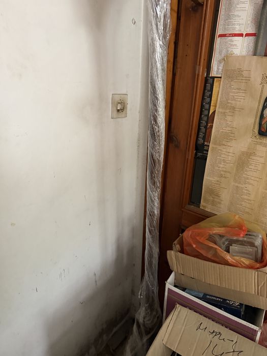 Дървена закачалка