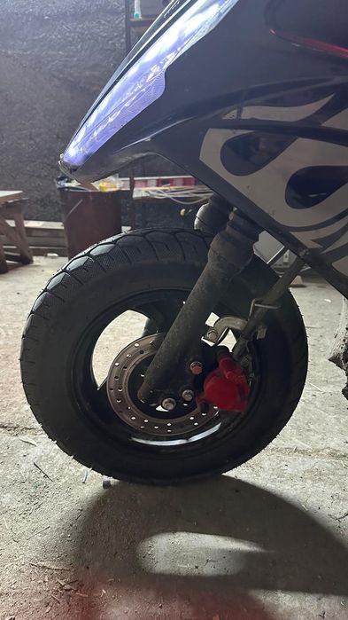 Скутер Vento Korsa