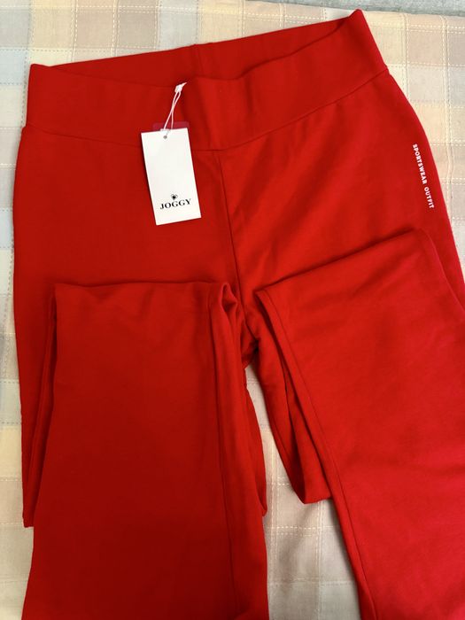 Новые вещи с этикеткой