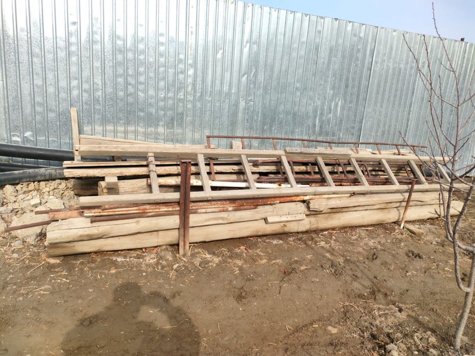 Продаю шипалы, бревно в хорошо состоянии