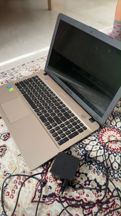 Продается Ноутбук ASUS