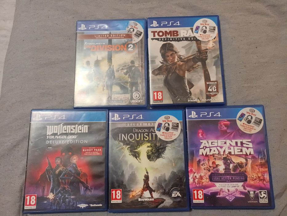 Pachet de 5 jocuri PS4