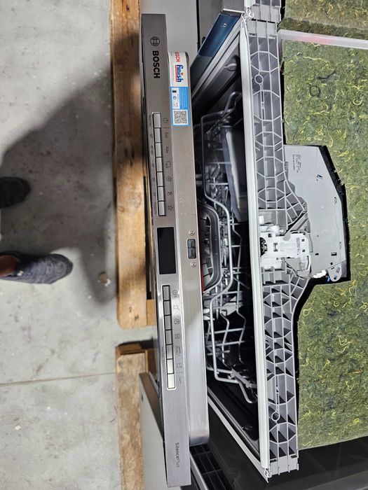 +++Bosch SMV4EVX02F е напълно вградена съдомиялна машина 60 см от серия Bosch Serie 4