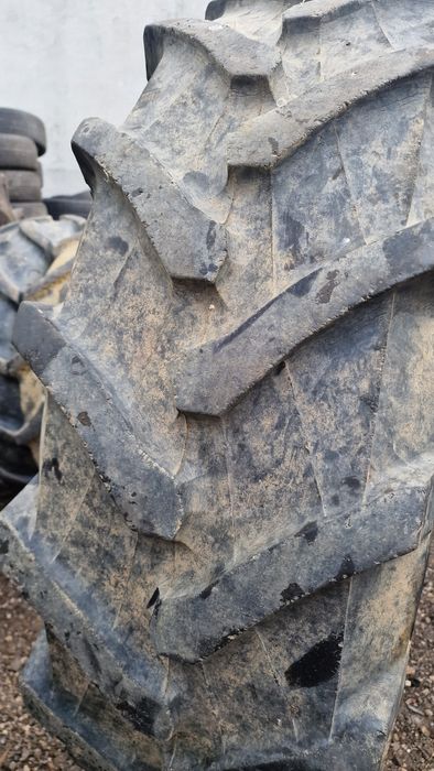 Anvelopă TRACTOR 14.9R30 marca Pirelli
