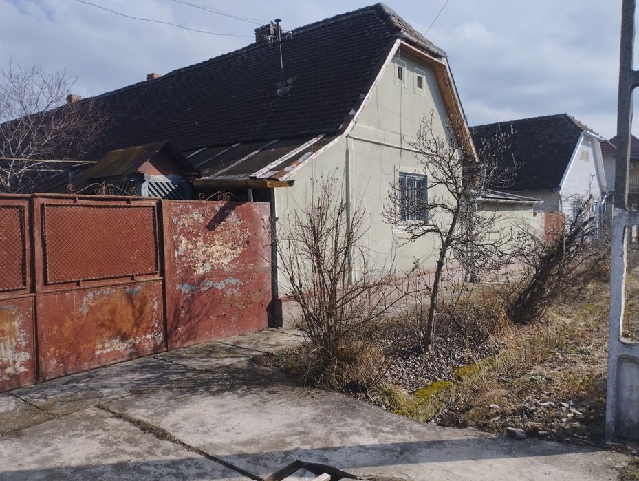 Casă de vânzare în buteni