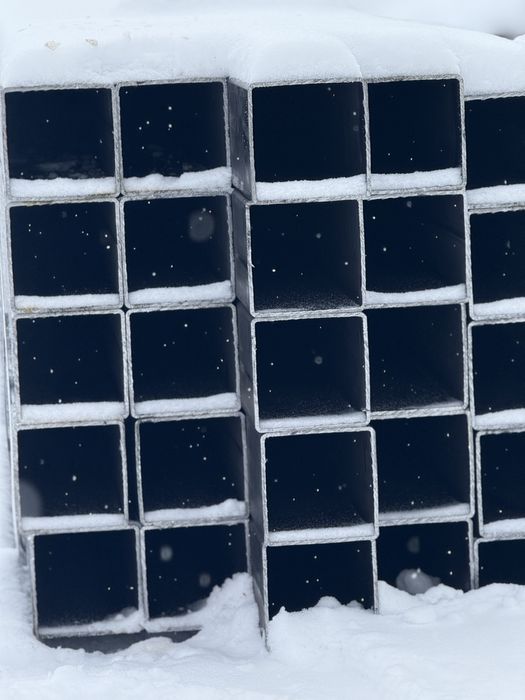 Продаем трубы арматуру и т.д.