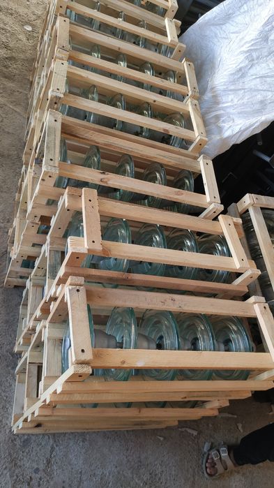 Изолйатр. Пс-70 бор