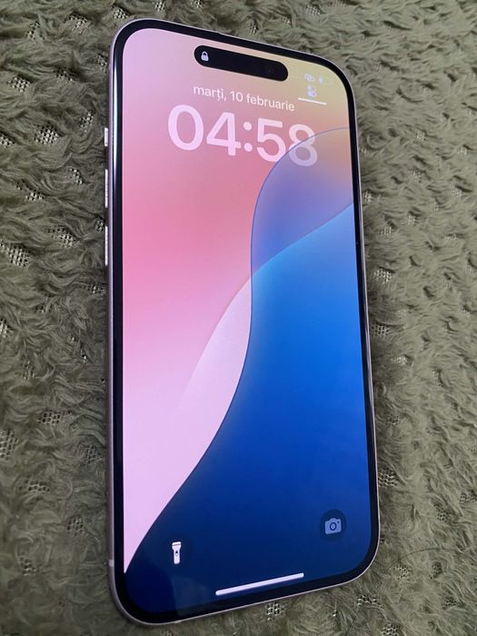 Iphone 15 128gb 84% baterie  URGENT !