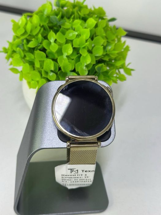 HUAWEI watch GT-4 Комплектация: ЗУ:;)(4