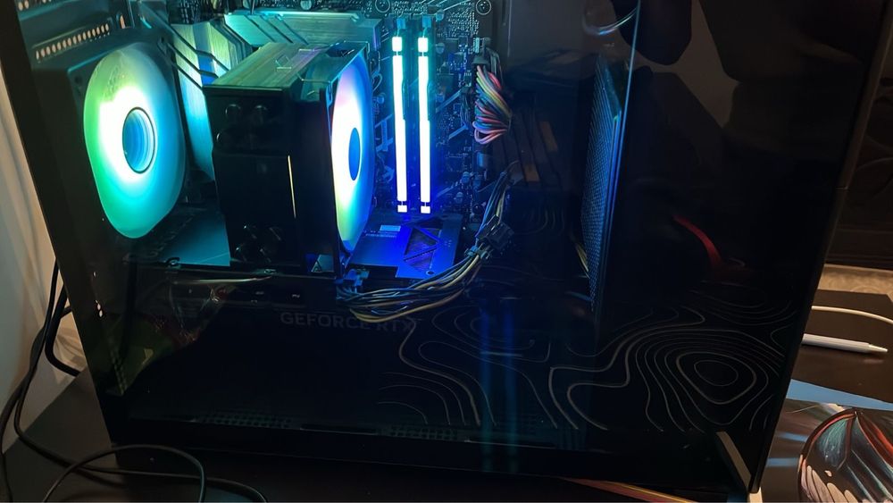 Компьютер (игровой сетап)