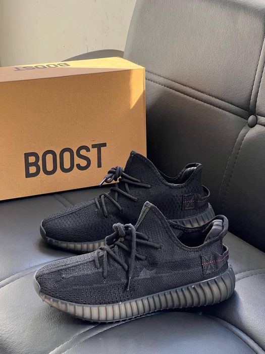 Yeezy Boost 350V2