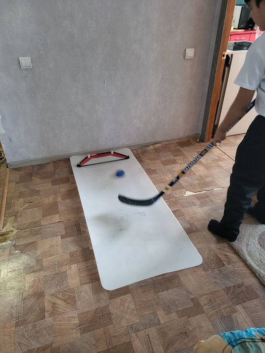 Продам хоккейную доску для дриблинга