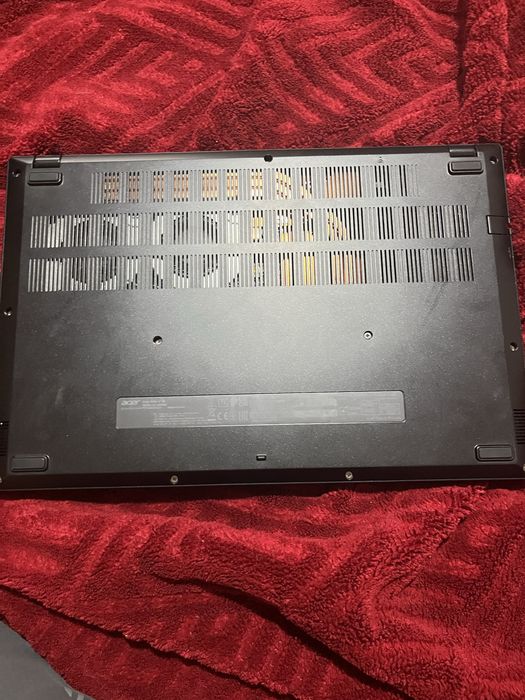 Vand laptop gaming acer nitro rtx 3050 1900 lei negociabil (descriere)