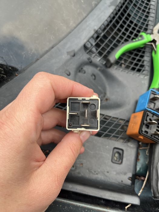 Продам реле бензанасоса