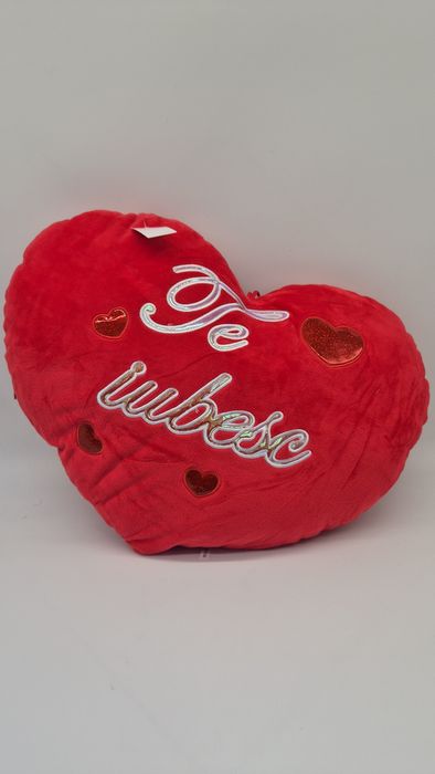 Inima de plus cu mesaj